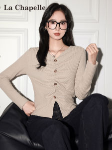 La Chapelle | Slim-Fitting Khaki V-Neck Long Sleeve T-Shirt with Pleats