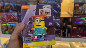 Mô Hình Lắp Ráp Blokees Model Kits preCOOL Minions Celebration Party - 05 Carl Streamer