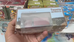 Mô Hình Xe Toyota Land Cruiser LC76 Dark Red BM Creations