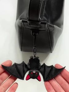 Plush Black Bat Keychain Gothic Transformable Bat Key Ring Pendant Backpack Bag Purse Charm Halloween Gift Gothic Bat Keyring