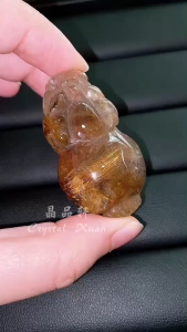 [现货] 铜发钛金貔貅摆件｜招财镇宅装饰｜Copper Rutilated Quartz Pixiu Ornament｜Wealth & Protection Decor