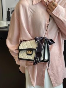 Small Square Chain Grid Bag Womens Single Shoulder Crossbody Bag Fashionable Underarm Bag for Autumn And Winter 2025