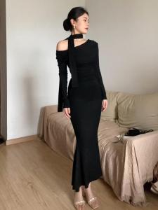 ชุดเดรสยาวทรงเอแขนยาวเข้ารูปหรูหรา ช่วงฤดูใบไม้ผลิและฤดูใบไม้ร่วง คอกลม ชุดเดรสสีพื้น เอวสูง สไตล์เกาหลี