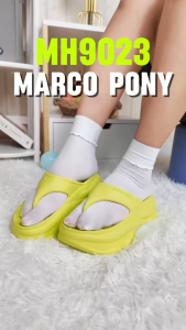 Marco Pony รองเท้าหูหนีบ รองเท้าแฟชั่นผู้หญิง พื้นนุ่มมาก แฟชั่น ทนต่อการสึกหรอ เบาสบาย ที่บ้าน ลางแจ้ง สไตล์ครีม MH9023