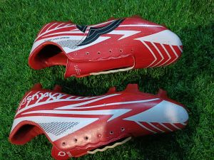sepatu bola anak terbaru ortus merah Free+kaos kaki
