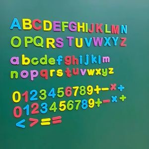 Huruf Magnet Besar & Alfabet: Permainan Ejaan yang Mengasyikkan