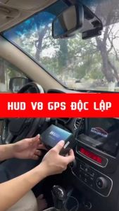Bộ HUD Ô tô V8 Công nghệ GPS Hiển Thị Tốc Độ nguồn USB Lên Trên Kính Lái Giá Rẻ đơn giản không gây mất tập trung
