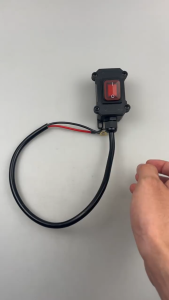 Battery Isolator Switch Motorcycle 12V 24V Waterproof Power Cut Off Disconnect Heavy Duty Copper Cable Universal