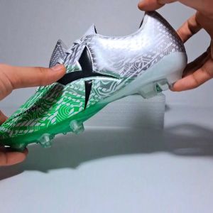 Sepatu Bola Anak Terbaru & Berkualitas