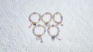 Sanrio | Vòng Tay Hạt Cườm Hoạt Hình Sanrio Dành Cho Bé Gái Với Charm Kuromi Hello Kitty Hạt Pha Lê Trang Sức Thời Trang Trẻ Em Quà Tặng