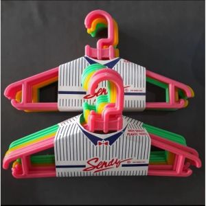 HANGER GANTUNGAN BAJU ANAK SENDY 1lsn warna