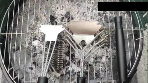 2PCS/SET Barbeque Grill Brush with Bag Detachable Handle BBQ Cooking Steel Wire Cleaning Brush Scraper Berus Kasar Grill