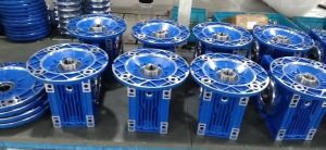 Hộp giảm tốc NMRV090