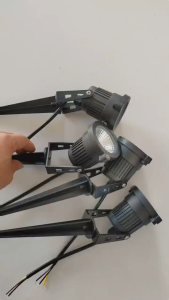 【10PCS】LED Garden Lights Outdoor LED Waterprof Lawn Lamp 220V 12V 5W Landscape Spike Bulb IP65 Led Light Garden Path Spotlights AC 12V/220V Lawn Garden Flood Light Yard Patio Path Spotlight Lamp with Spike Street Lights 