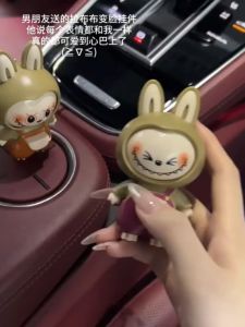Labubu Patung Comel Boleh Putar Muka Mainan Tekan Anti Stres Gantung Kunci Hiasan Kartun Aksesori Beg Labubu Pendant Trendy Play Rotating Face Changing Decompression Toys Keychains 公仔挂件潮玩旋转变脸玩偶解压玩具拉布布钥匙扣搞怪表情可爱摆件 H374