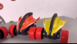 Kids 360 Rotating Four Wheel Drive Car Kid Toy Set Stunt Transformation Shark Car Inertial Scooter Racing Boy Girl Gift