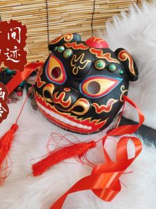 Hand-Painted Chinese Classic Ancient Lion Dance Mask for Spring Festival New Year Elements Performance Venue Decoration