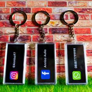 Gantungan Kunci Akrilik Foto: Tips & Manfaat