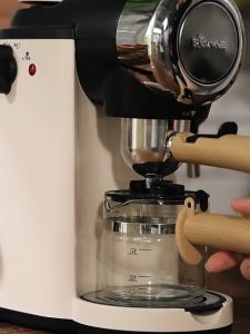 Vermax Mini Espresso Machine 5Bar Potable Coffee Maker Temperature controll Coffee Machine 5 Cups