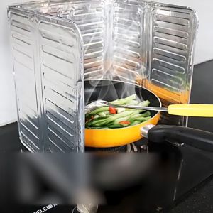 Kitchen Splash Proof Baffle Foldable Oil Splash Screen Cover  84x32.5cm Shield Guard Aluminium Foil Plate for Gas Stove