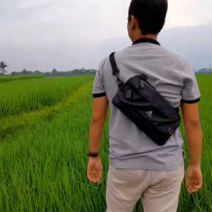 Tas Selempang Pria Waterproof Mulifungsi Handbag Slingbag Anti Air KANEEN