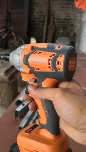 Máy Chuyên Vít MACAN 21v Không Chổi Than chân pin phổ thông.