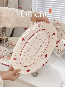Mewah Selamat Set Pinggan Mangkuk Seramik dinner wedding microwave gifts Vintage Floral Relief New Arrival French Style Premium Ceramic Dinnerware Set Bowls & Plates Microwave Safe Healthy Underglaze Color Housewarming Wedding Gift