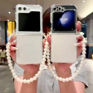 ZFlip7 For Samsung Galaxy Z Flip 7 FE Flip 6 5 4 3 5G Side Buckle Transparent TPU Foldable Phone Case Pearl Bracelet Clear Cover