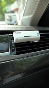 น้ำหอมรถยนต์ จำลองเครื่องปรับอากาศ น้ำหอมปรับอากาศในรถยนต์ และถูกปรับเป็นน้ําหอมในรถยนต์