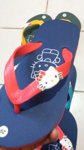 Sandal Jepit Anak Hello Kitty: Pilihan Terbaik untuk Si Kecil