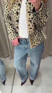 Faux Fur Spotted Leopard Print Cropped Jacket Women Round Neck Single Breasted Fluffy Plush Coat 2026 Lady Vintage Y2K Outerwear