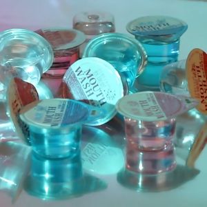 Nước Súc Miệng MOUTH WASH Giảm Nhiệt Miệng Hôi Miệng Sâu Răng Viêm Lợi trắng răng  ngừa mảng bám 12ML