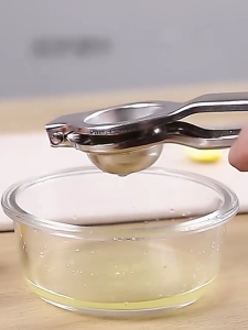 Lemon Squeezer Stainless Steel Manual Hand Press Citrus Juicer Extractor Orange Lime Kitchen Gadget Silver