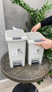 กางเกง ถังขยะ 4 ขนาด ทั้งสี่เหลี่ยม เปิดทั้งเท้าและเมือง มีการใช้งานง่าย สะดวกสบายในการใช้