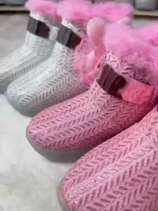 Renni - Sepatu Boots Bulu Boneka Anak LED / Sepatu Boots LED Anak Lucu dan Cantik / Sepatu Menyala