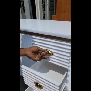 Meja TV / Meja Hias Pajangan / Bufet TV Mewah