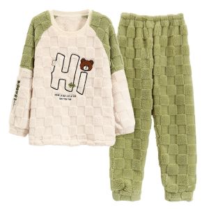 Womens round-neck pajamas thickened and velvet-lined coral velvet cartoon design winter flannel warm home wear for ladies