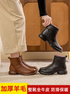 Warm Fleece Lined Leather Mom Shoes Anti-Slip Short Boots for Middle-Aged Women Casual round Toe Low Heel Rubber Outsole