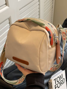 New 2025 Womens Single Shoulder Small Bag Canvas Oxford Cloth Shell Bag Crossbody Bag Casual Style Polyester Lining Zipper Closure