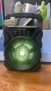 ลำโพงบลูทูธไร้สายแบบพกพา ไมโครโฟนคาราโอเกะ เต้นรำสี่เหลี่ยมจัตุรัสเสียงดังกลางแจ้ง ลำโพงขนาดเล็กสำหรับใช้ในบ้าน