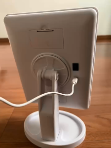Gương trang điểm cảm ứng LED xoay 360 độ gương trang điểm để bàn 16 bóng sạc usb