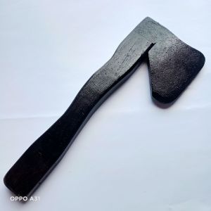 Kapak Silat IPSI Bahan Kayu Warna Hitam-Kapak Kayu
