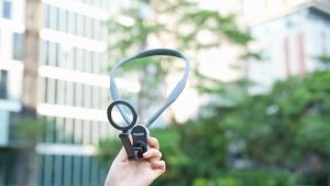 Telesin Bracket Magnetic Flexible Neck Holder Mount Leher untuk HP Universal with Strap & Metal Ring