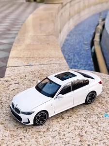 MAKEDA | 1:24 325Li 530Li Alloy Diecast Toy Car Model Four Wheel Suspension Sound Light Pull Back Miniature Vehice Decorative Collectible
