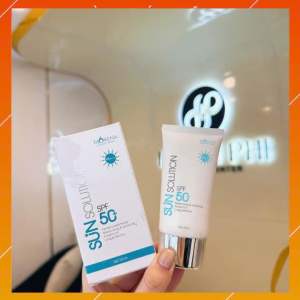 Chính Hãng Kem Chống Nắng Morena Sun Solution Huyền Phi 50ml SPF 50+ PA+++ Phổ Rộng Nâng  Kiềm Dầu