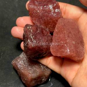 Bahan batu akik strawberry quartz / bongkahan batu permata strawberry high quality