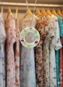 SÁP THƠM TRÀ TRẮNG & HOA ĐÀO – HƯƠNG THƠM THANH LỊCH MÓN QUÀ TINH TẾ ✨