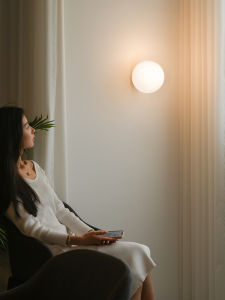 YIGELIGHTING | Minimalist Glass Spherical Wall Light