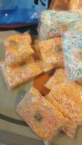 Hạt Xốp Mini Giấy Rơm Nhiều Màu Sắc Dùng Để Trang Trí Hộp Quà Tặng Thủ Công Trend 2022 Trùm Sỉ Gia Thành