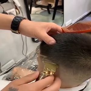 YM STORE-ปัตตาเลี่ยนตัดผมมัลติฟังก์ชั่ เครื่องโกนหนวด ปัตตาเลี่ยนชาร์จ USB